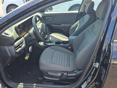 Used 2025 Kia K4 EX FWD image 10