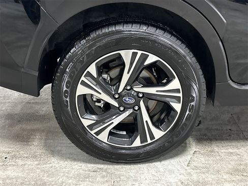 Certified 2024 Subaru Crosstrek 2.0i Premium image 12
