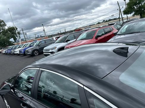 Used 2025 Honda Accord LX image 5
