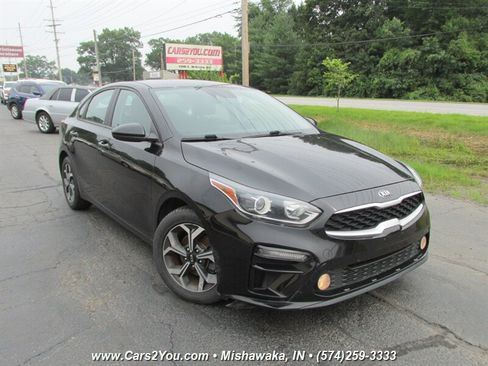 Used 2021 Kia Forte LXS FWD image 1