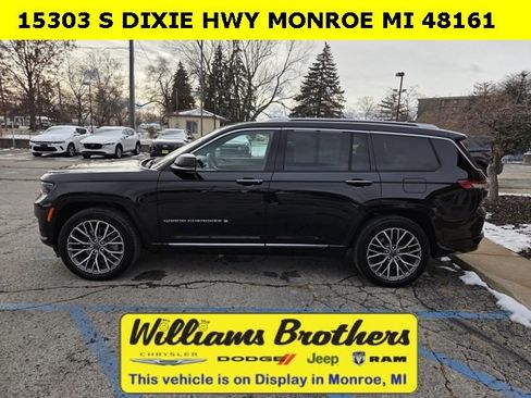 Used 2023 Jeep Grand Cherokee L Summit image 6