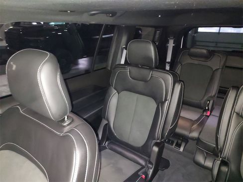 Used 2025 Jeep Grand Cherokee L Altitude image 12