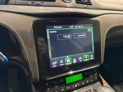 Used 2018 Maserati GranTurismo Sport image 21