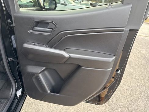 Used 2025 Chevrolet Colorado Trail Boss image 21