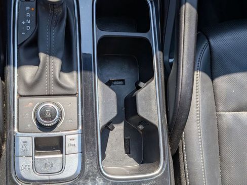 Used 2025 Kia Telluride S AWD/4WD image 24