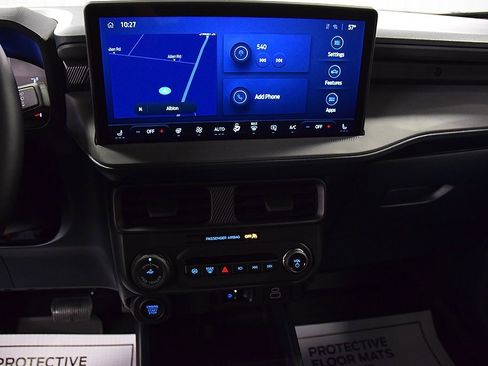 New 2025 Ford Maverick Lariat w/ Black Appearance Package image 25