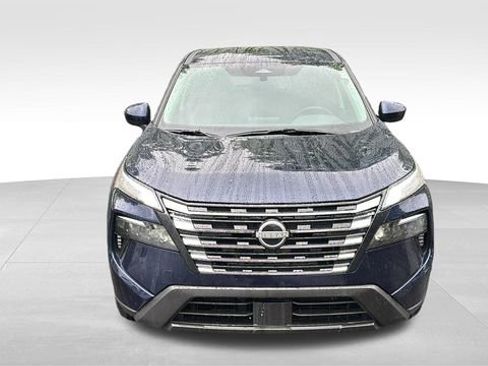 Used 2025 Nissan Rogue SV AWD/4WD image 7