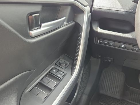 Used 2025 Toyota RAV4 XLE w/ Convenience Package AWD/4WD image 24
