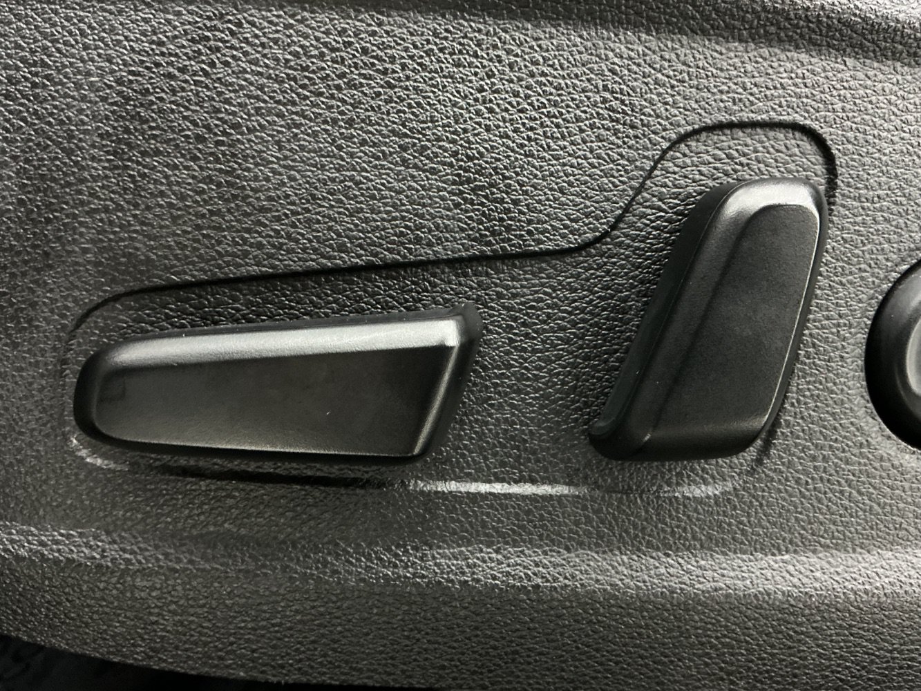 Used 2020 Kia Telluride EX AWD/4WD image 40