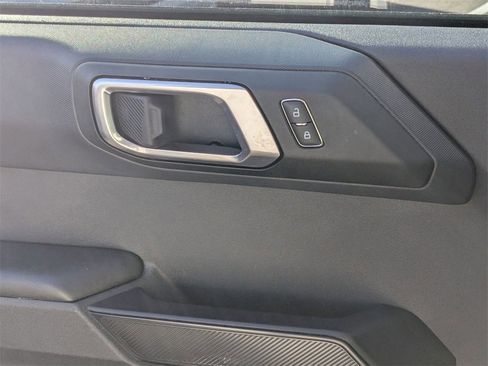 Used 2025 Ford Bronco Big Bend image 17