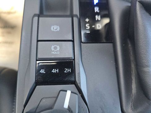 Certified 2025 Toyota Tacoma TRD Sport w/ TRD Sport Premium Package AWD/4WD image 35