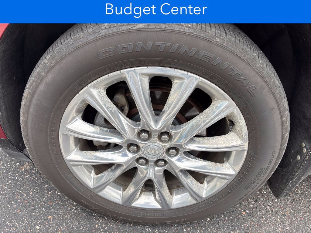 Used 2018 Buick Enclave Essence w/ Trailering Package AWD/4WD image 2