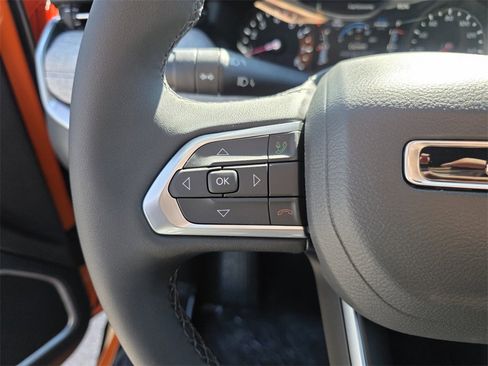 New 2026 Jeep Compass Latitude image 17