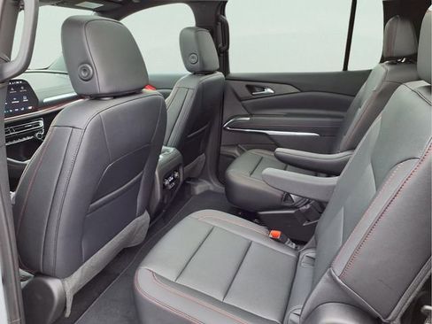 New 2026 Chevrolet Traverse Z71 w/ Driver Confidence Package image 17