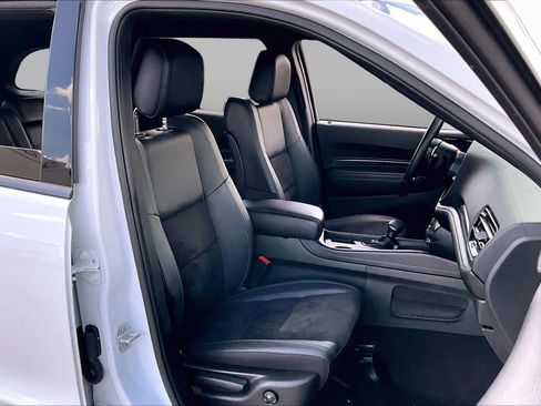 Used 2022 Dodge Durango GT RWD image 9