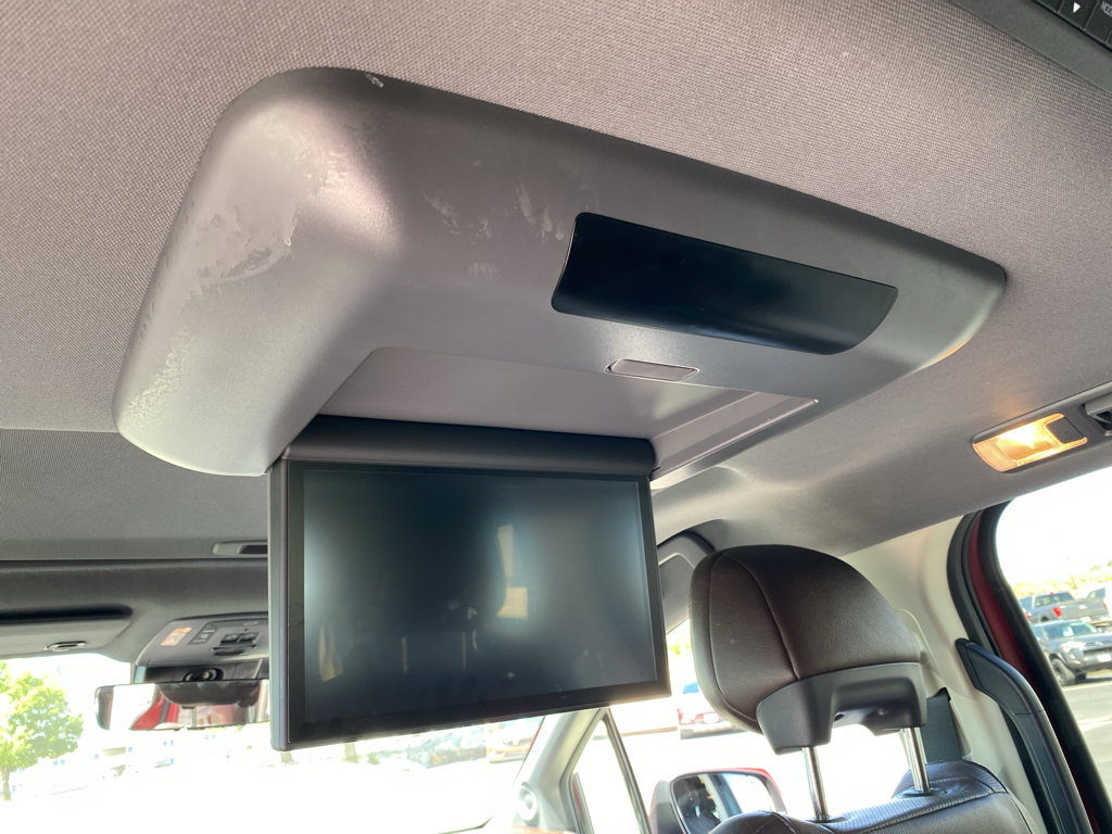 Used 2023 Toyota Sienna Platinum AWD/4WD image 14