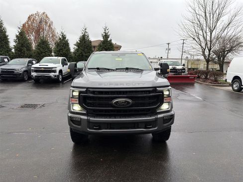 Used 2022 Ford F250 Lariat w/ Tremor Off-Road Package image 3