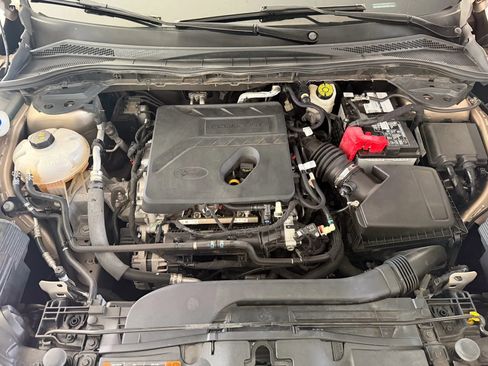 Used 2020 Ford Escape SE FWD image 16