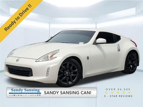 Used 2015 Nissan 370Z Coupe RWD image 1