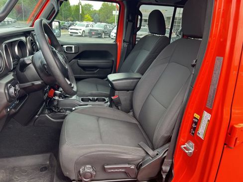 Used 2023 Jeep Wrangler Unlimited AWD/4WD image 25