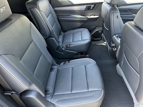 New 2026 Buick Enclave Sport Touring w/ Power Package FWD image 27