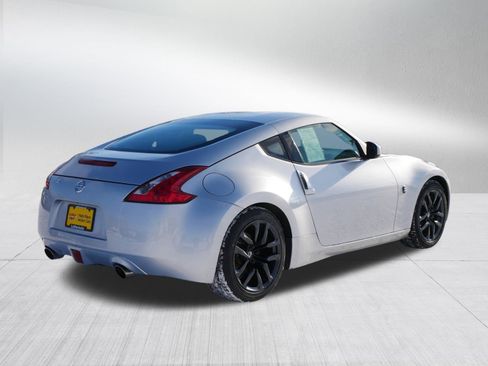 Used 2017 Nissan 370Z Coupe image 7