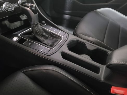 Used 2024 Volkswagen Jetta SE FWD image 26