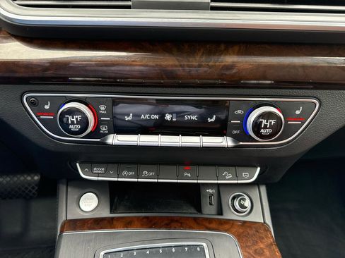 Used 2020 Audi Q5 2.0T Premium Plus w/ Premium Plus Package AWD/4WD image 17