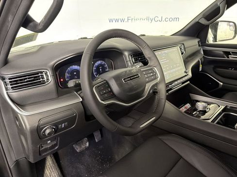 New 2026 Jeep Grand Wagoneer Limited w/ Premium Group II image 16