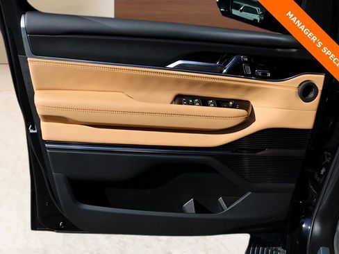 New 2025 Jeep Grand Wagoneer Series III w/ Quick Order Packagew 28T image 11