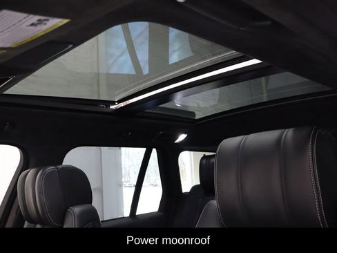 Used 2017 Land Rover Range Rover Autobiography image 11
