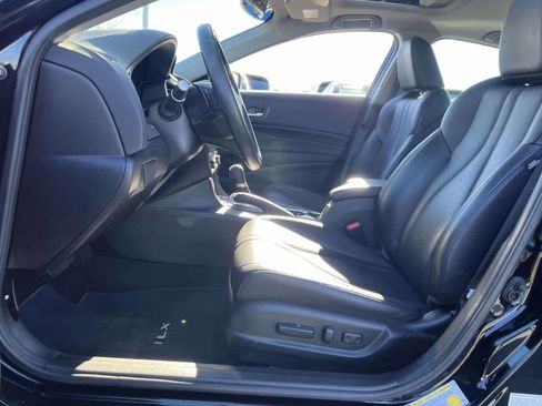 Used 2020 Acura ILX image 8