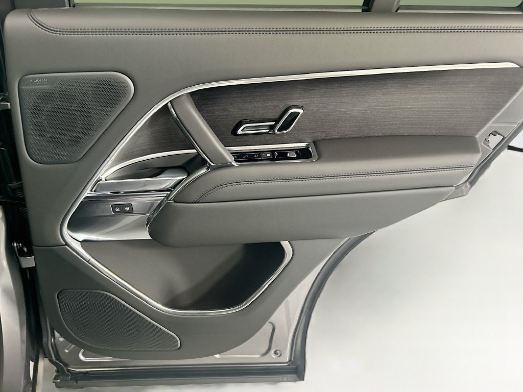New 2026 Land Rover Range Rover SE AWD/4WD image 26
