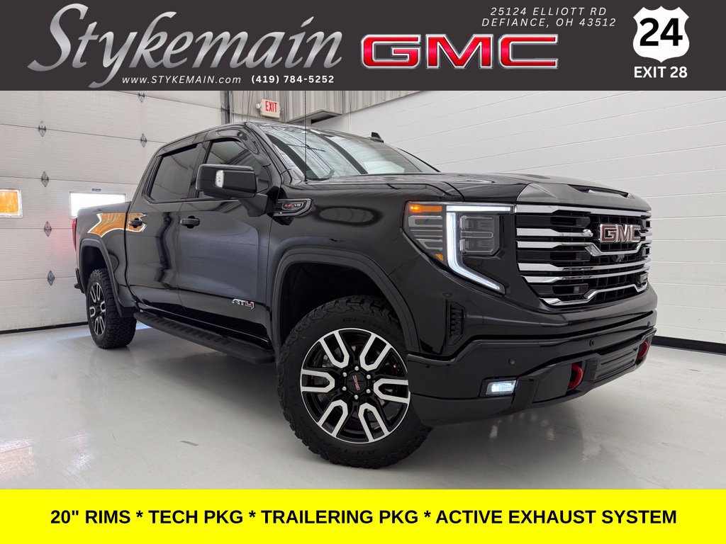 Used 2024 GMC Sierra 1500 AT4 w/ Technology Package AWD/4WD image 1