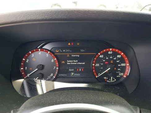 Used 2023 Nissan Frontier Pro-X w/ Pro-X Premium Package image 9