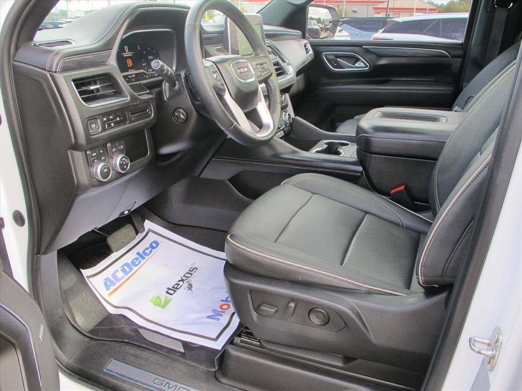 Used 2023 GMC Yukon SLT w/ SLT Premium Package AWD/4WD image 10