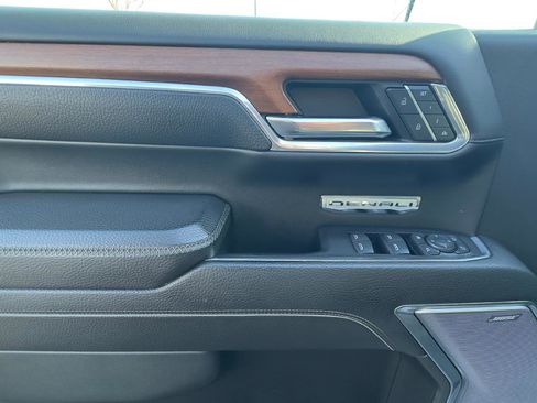 Used 2023 GMC Sierra 1500 Denali image 13