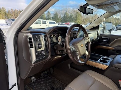 Used 2018 Chevrolet Silverado 1500 LTZ w/ Max Trailering Package image 13