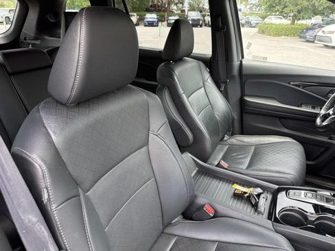 Used 2021 Honda Passport Elite image 17