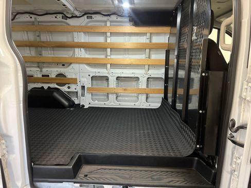 Used 2022 Ford Transit 250 w/ Exterior Upgrade Package image 33