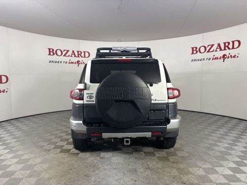 Used 2013 Toyota FJ Cruiser 4WD w/ Convenience Pkg image 7