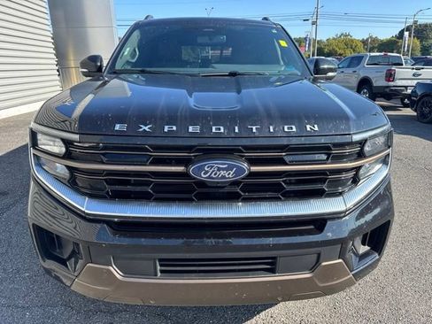 Used 2025 Ford Expedition Max King Ranch AWD/4WD image 2