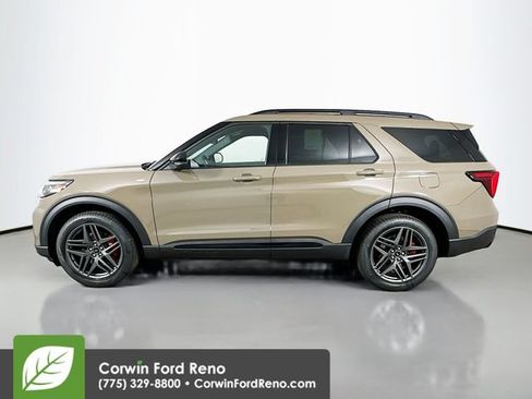 New 2026 Ford Explorer ST-Line w/ ST-Line Street Pack AWD/4WD image 4