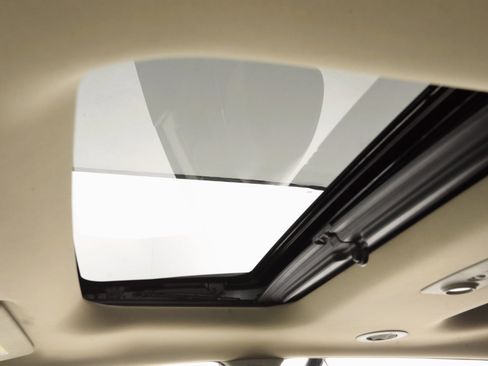 Used 2014 Buick Enclave Premium image 38