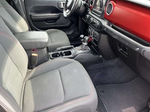 Used 2020 Jeep Wrangler Unlimited Rubicon AWD/4WD image 23