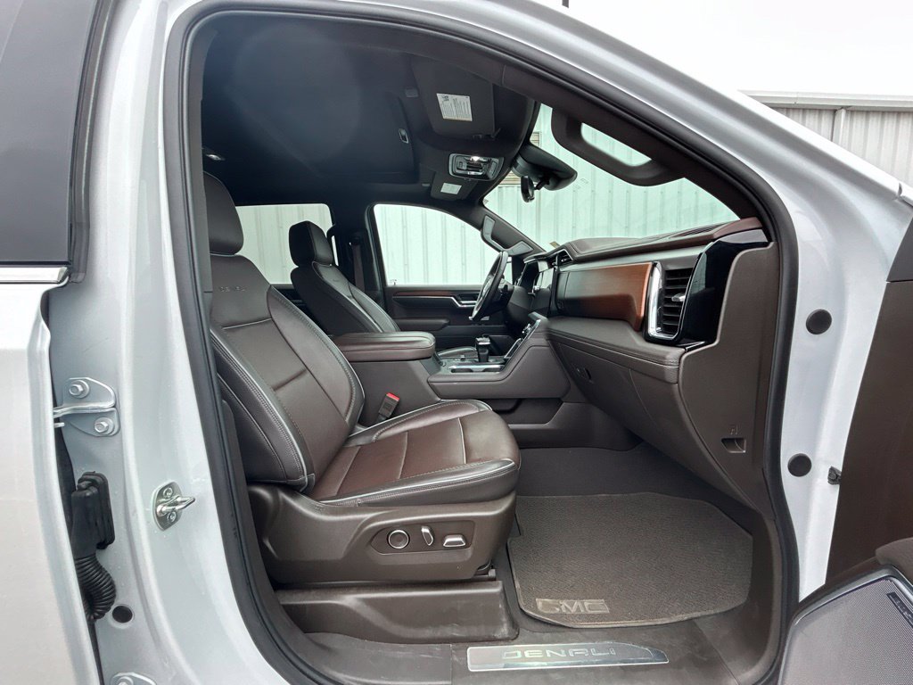 Used 2025 GMC Sierra 1500 Denali w/ Technology Package AWD/4WD image 20