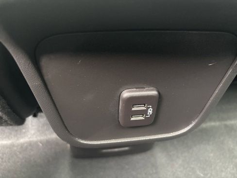 Used 2023 Chevrolet Equinox RS w/ RS Leather Package AWD/4WD image 28