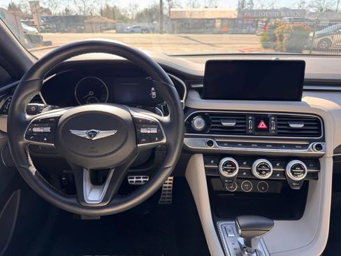 Used 2022 Genesis G70 3.3T image 20