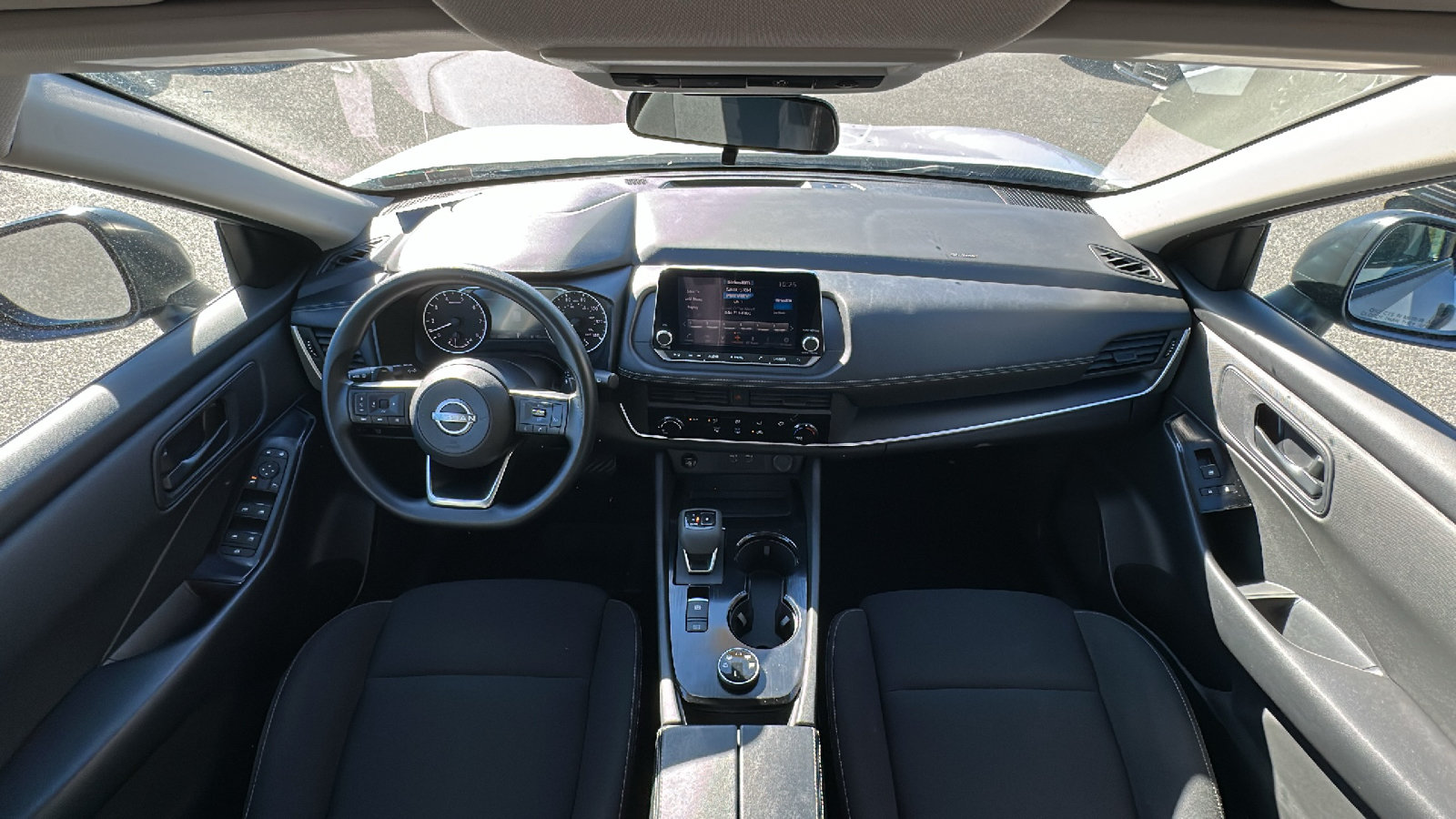 Used 2024 Nissan Rogue S AWD/4WD image 25