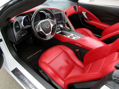 Used 2014 Chevrolet Corvette Stingray Convertible w/ 3LT Preferred Equipment Group image 9